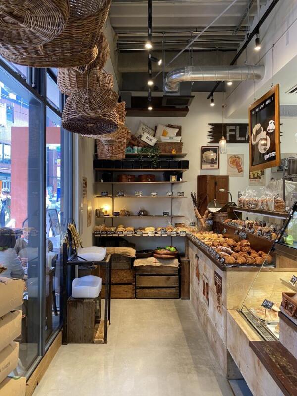 パンとビストロ　高円寺FLAT